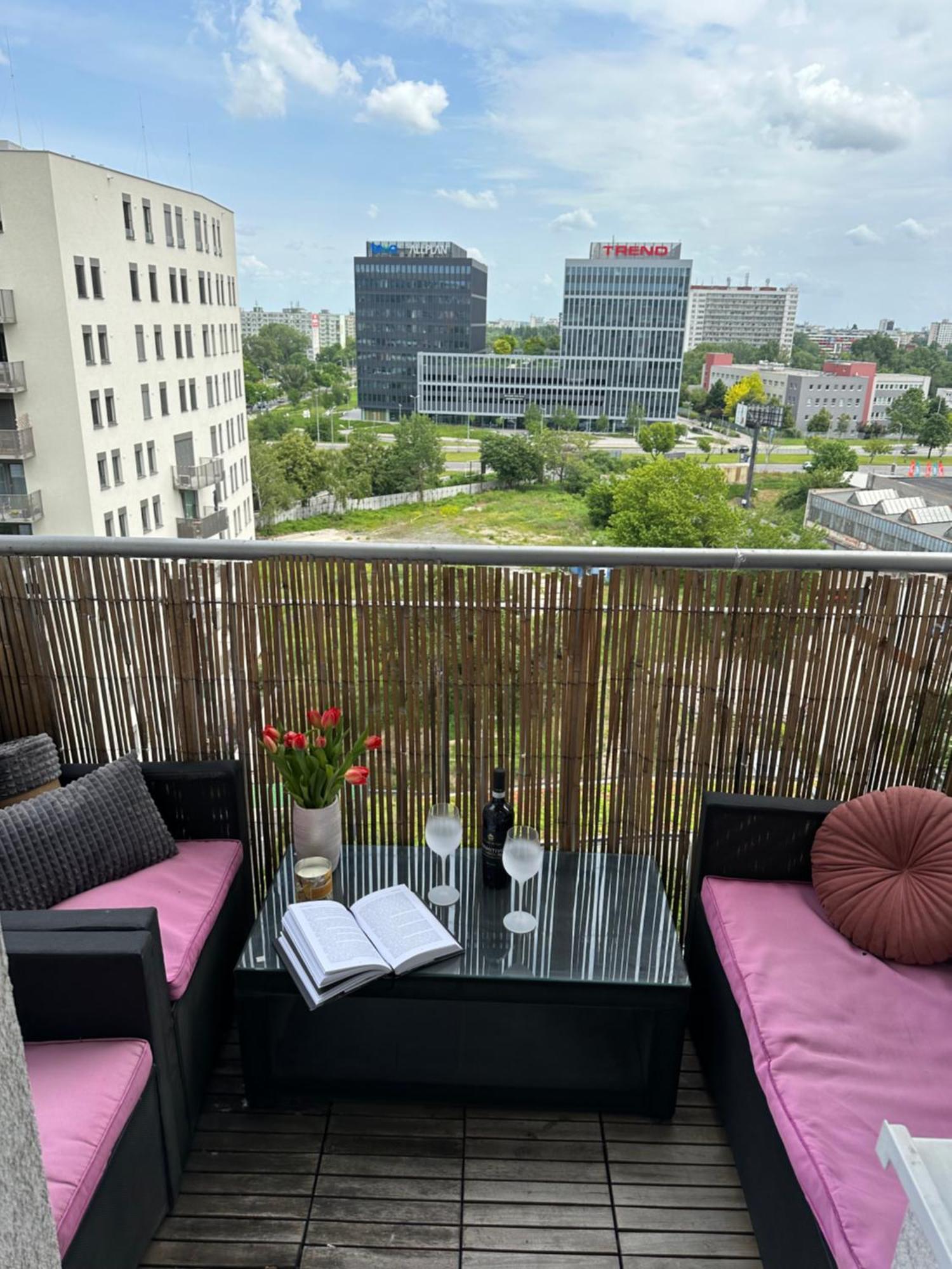 Cozy Apartment With Nice Balcony Seating, 9Th Floor, Parking Bratislava Exterior foto