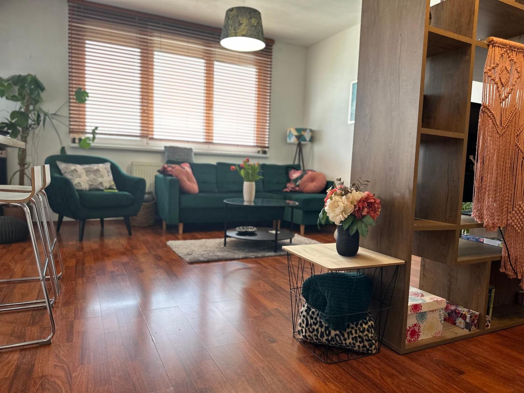 Cozy Apartment With Nice Balcony Seating, 9Th Floor, Parking Bratislava Exterior foto