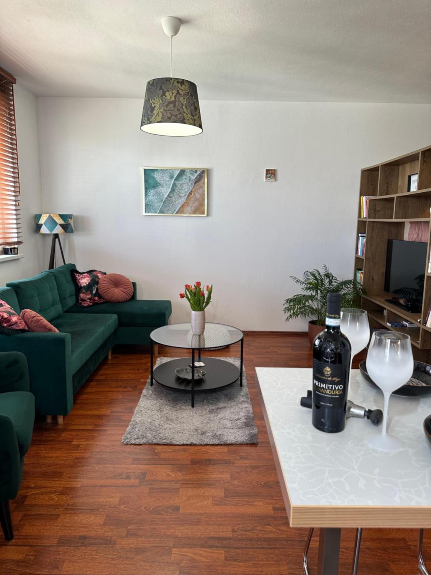 Cozy Apartment With Nice Balcony Seating, 9Th Floor, Parking Bratislava Exterior foto